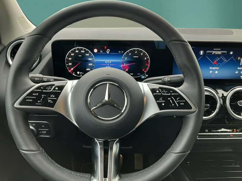 Mercedes-Benz GLA 200 GLA 200 PROGRESSIVE+VOR-DISTRO+KAM+LENKHZ+EASYP — photo 14