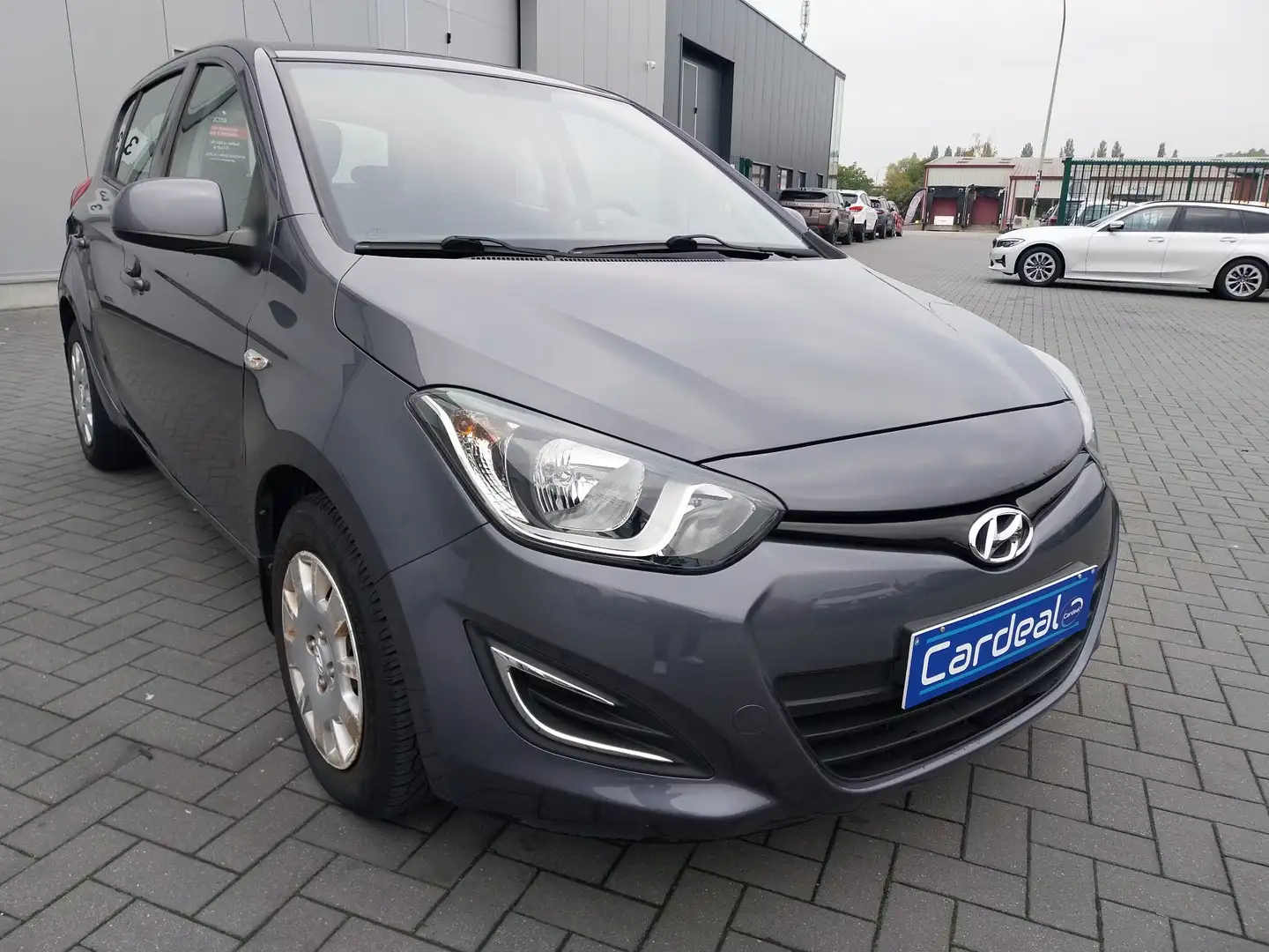 Hyundai i20 AUTOMATIQUE/AIRCO/GARANTIE.12.MOIS/ Gris - 1