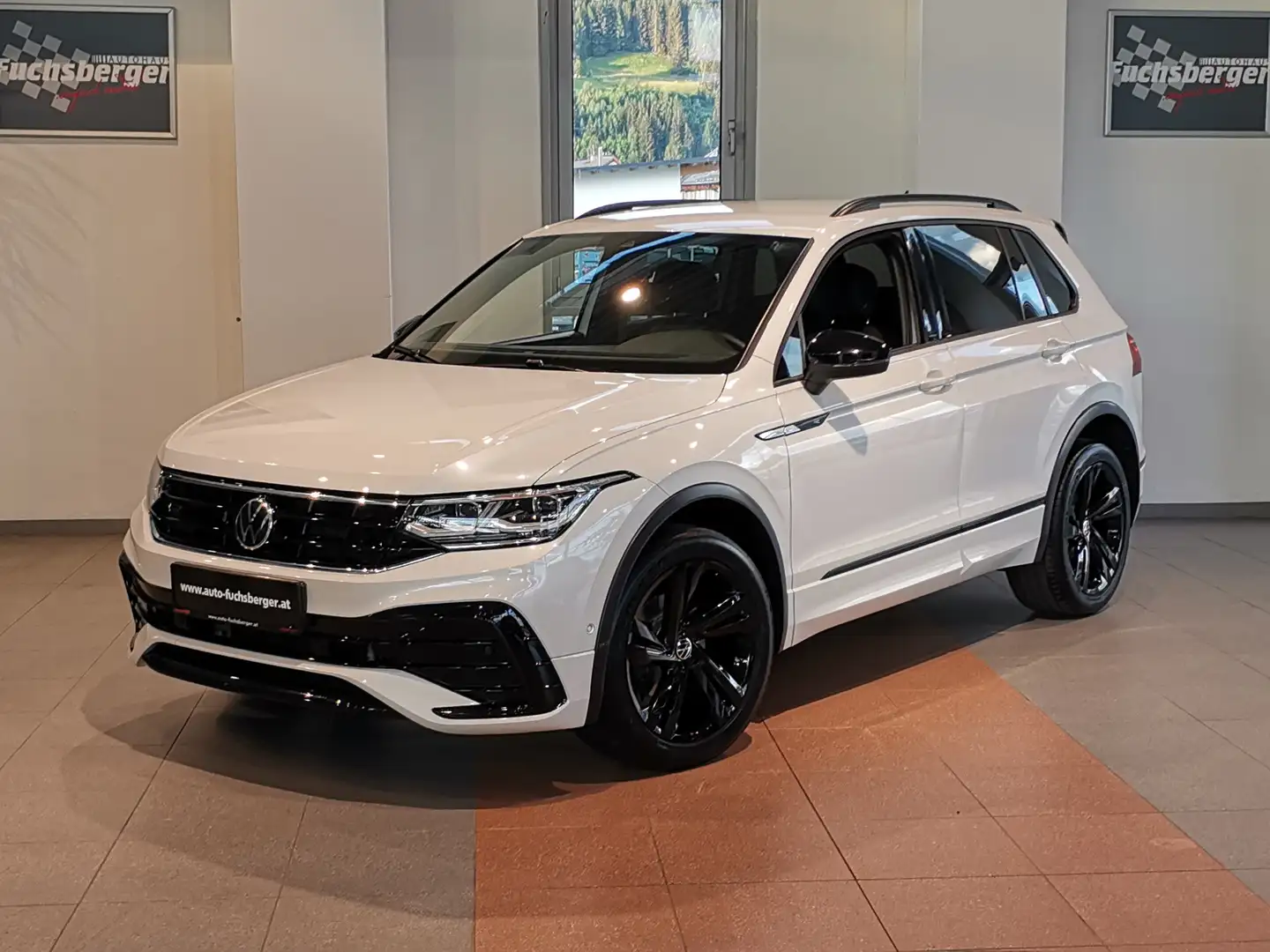 Volkswagen Tiguan R-Line 4Motion DSG IQMatrix*AHK*STHZ*Kessy*Black* Weiß - 1