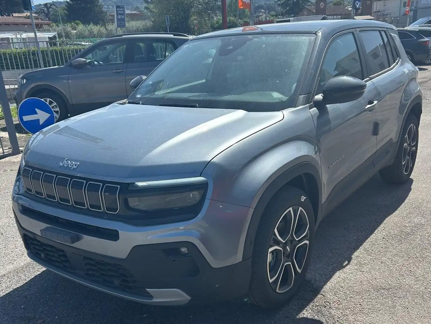 Jeep Avenger 1.2 Turbo Summit + TETTO PANO APRIBILE!!! Grigio - 1