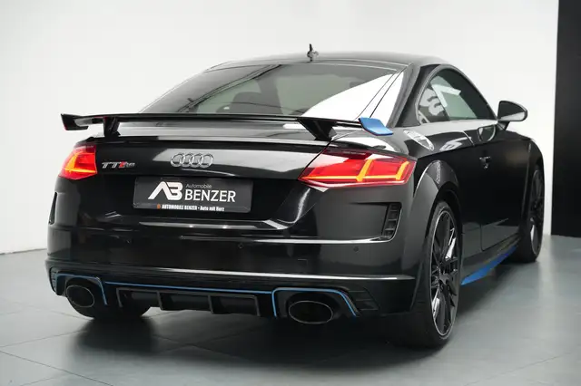 Audi TT RS view 10