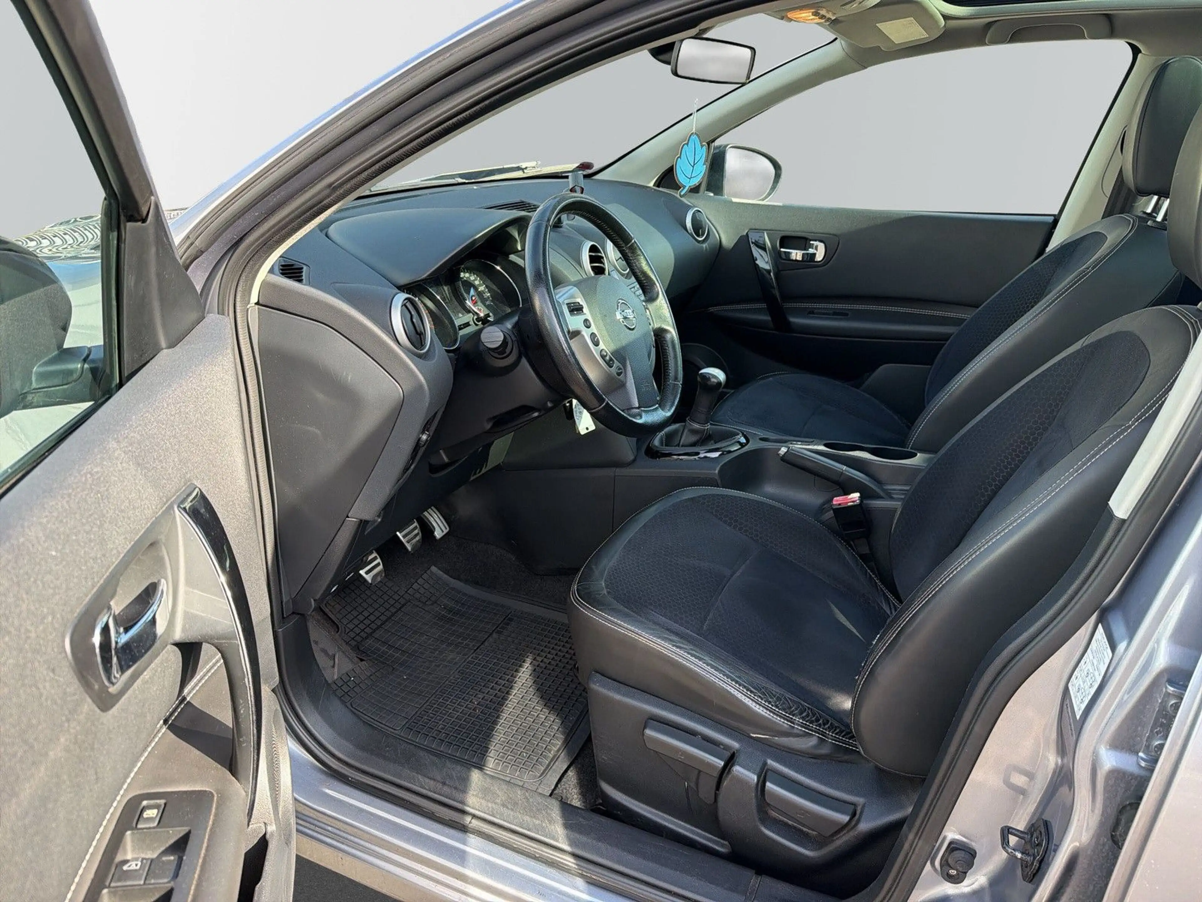 Nissan Qashqai 360 — photo 8