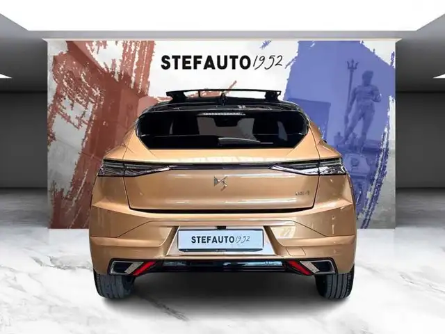 DS Automobiles DS 4 view 6