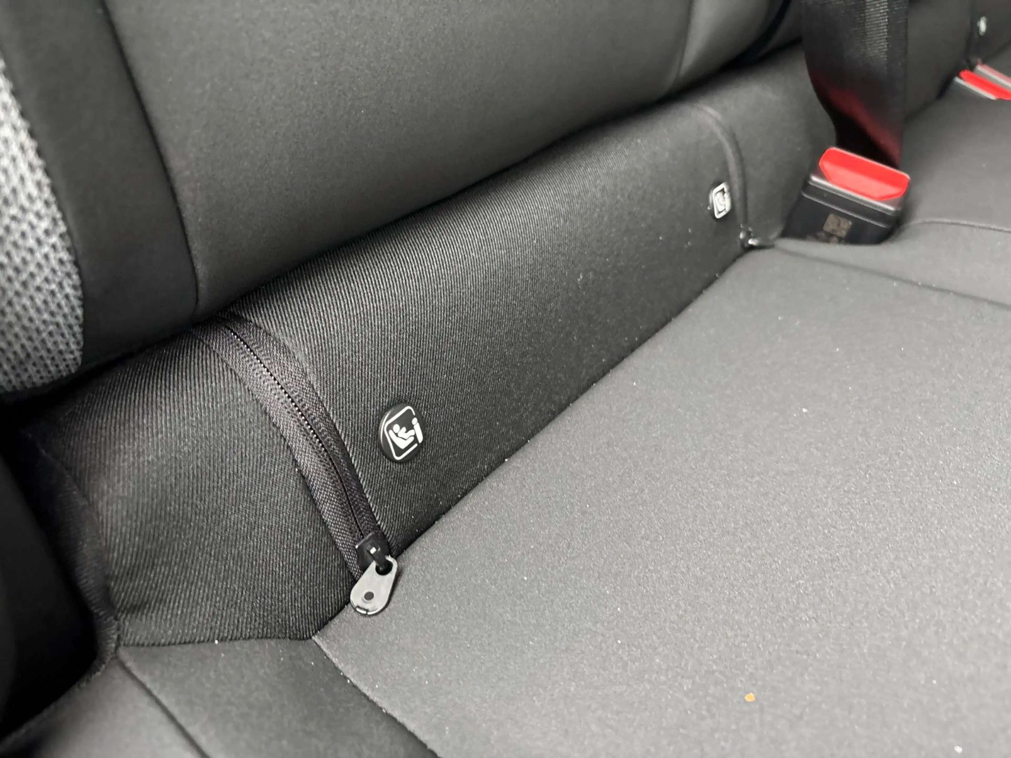 Dacia Bigster mild hybrid-G 140 Journey auto — photo 9