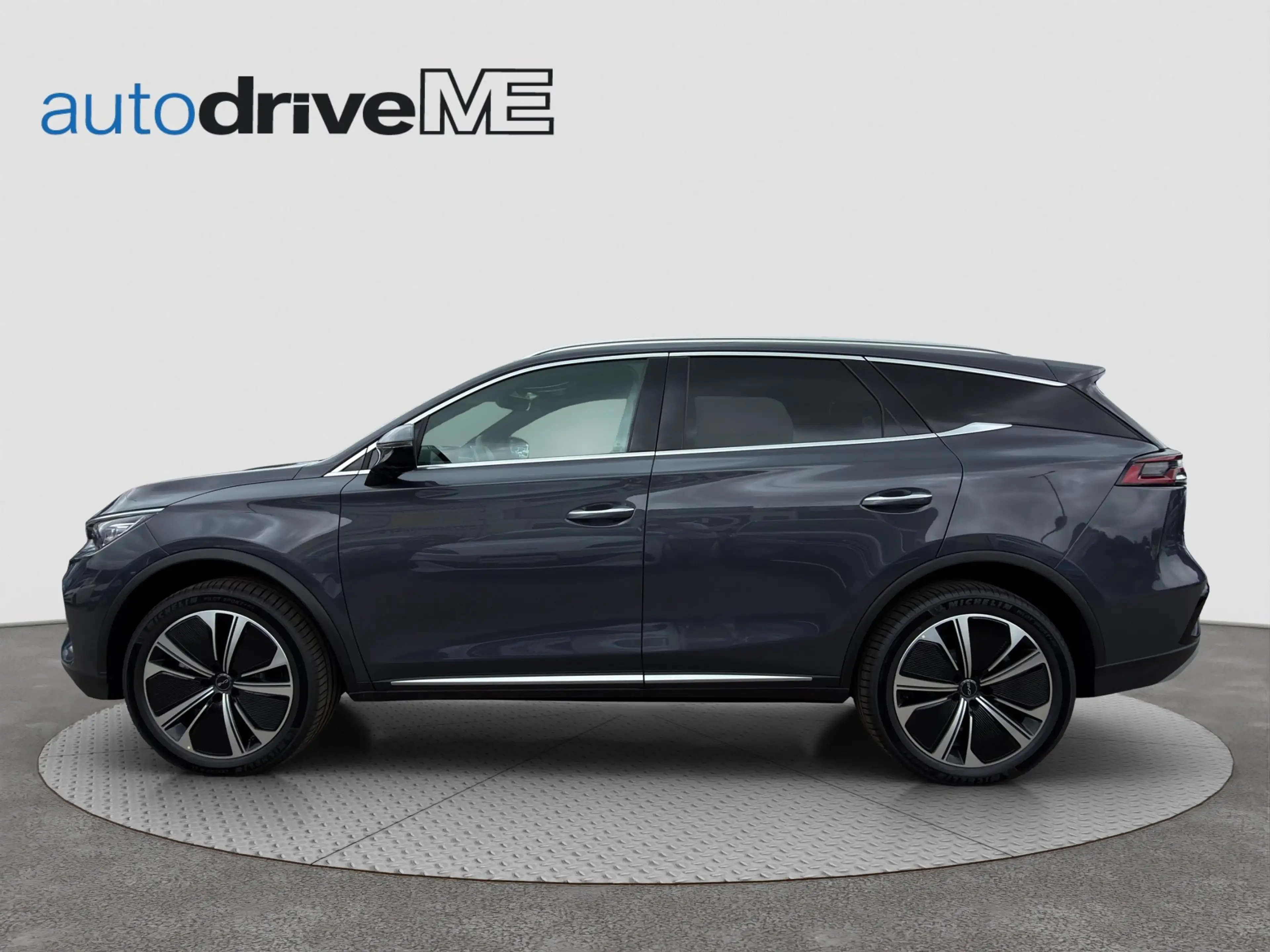 BYD Tang Flagship — photo 3