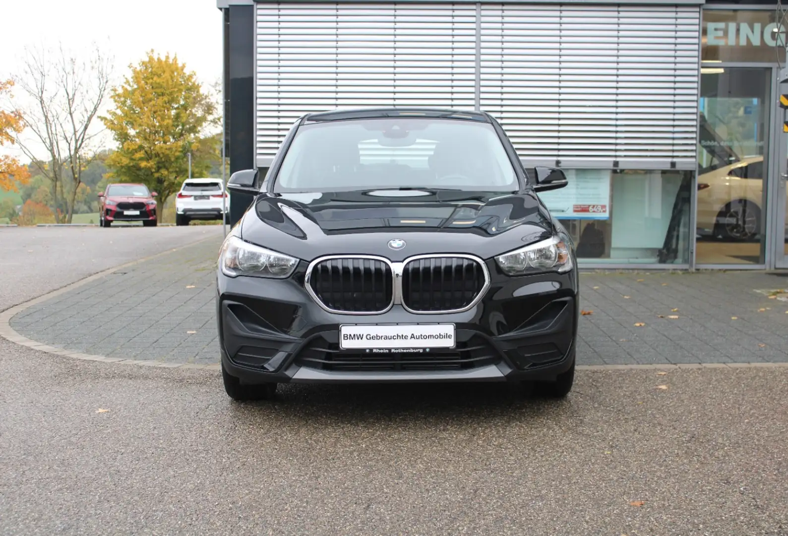 BMW X1 sDrive18d Advantage AHK Tempomat SH DAB PDC Schwarz - 2
