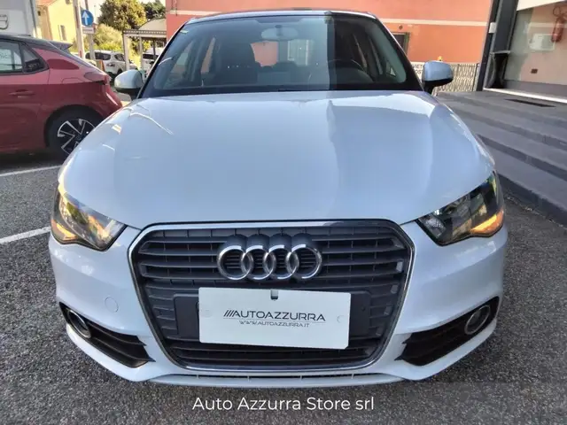 Audi A1 view 2