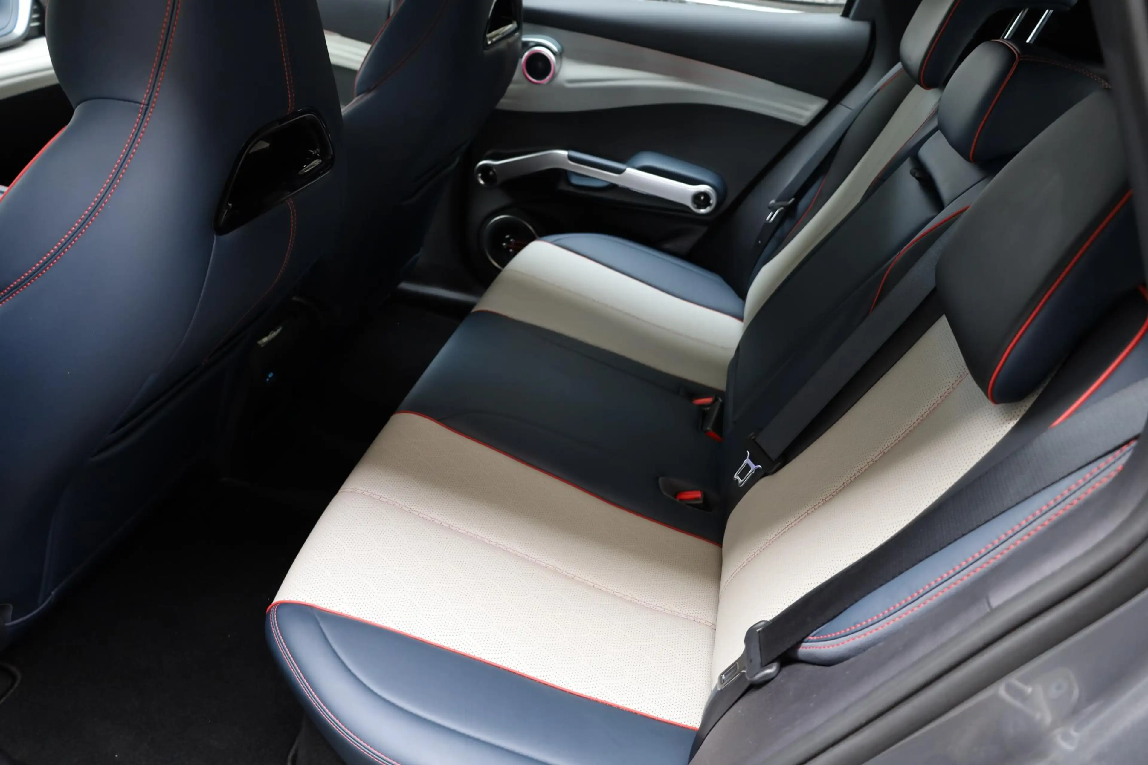 BYD Atto 3 Design 60 kWh PANO 360-CAMERA ADAPTIVE-CRUISE LEER — photo 38
