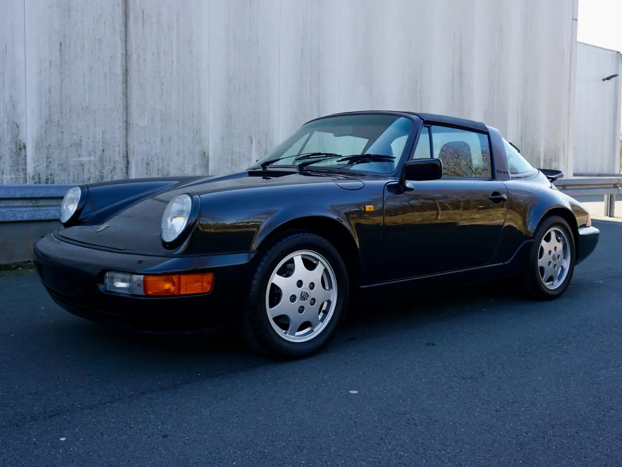 Porsche 964