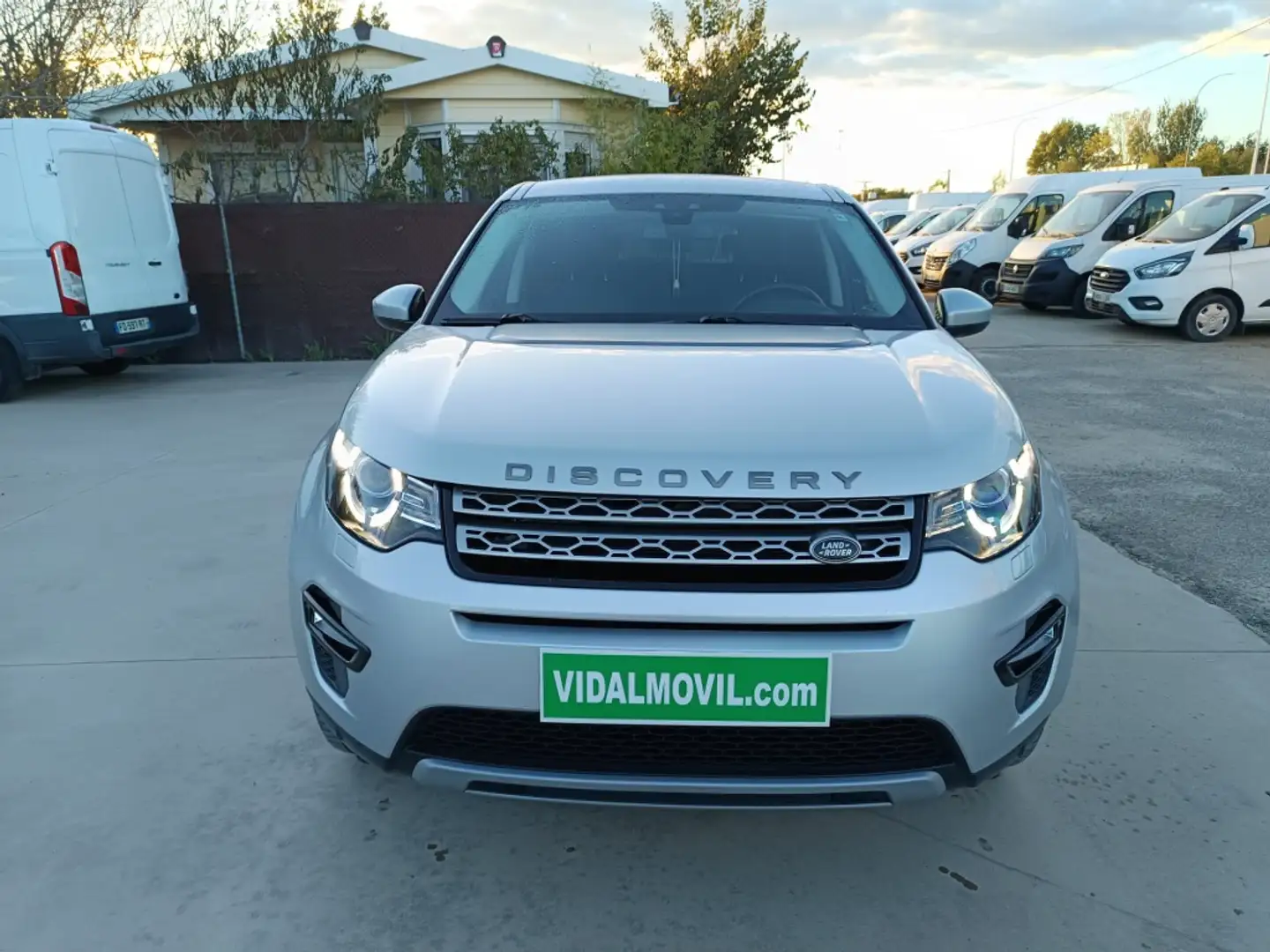 Land Rover Discovery Sport 2.0eD4 HSE 4x2 150 Grau - 2