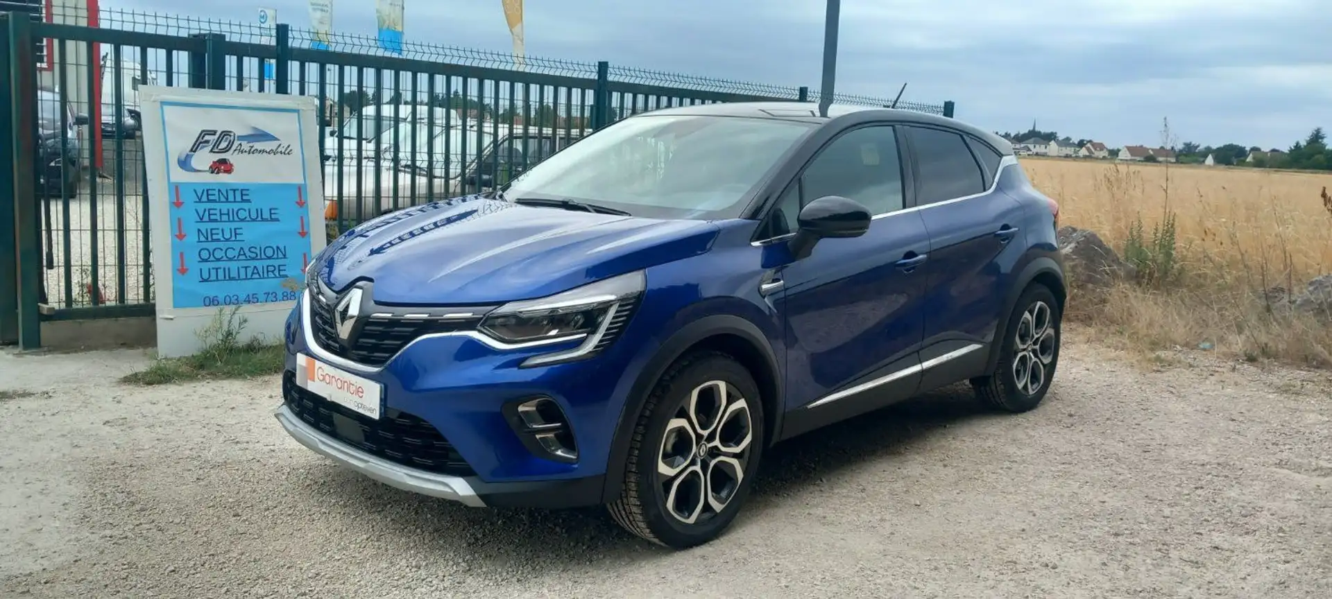 Renault Captur RENAULT CAPTUR II 1.3 TCe 160 mild-hybrid EDC7 Bleu - 1