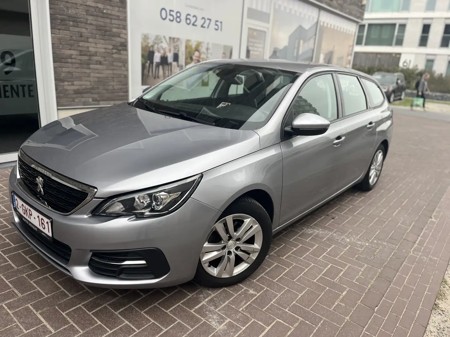 Peugeot 308 SW 1.2 PureTech Allure (EU6.2) - 1