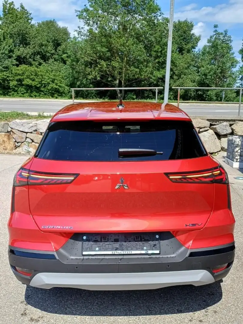 Mitsubishi Grandis 1,8 HEV Intense S+C+T 26,5 Rot - 2