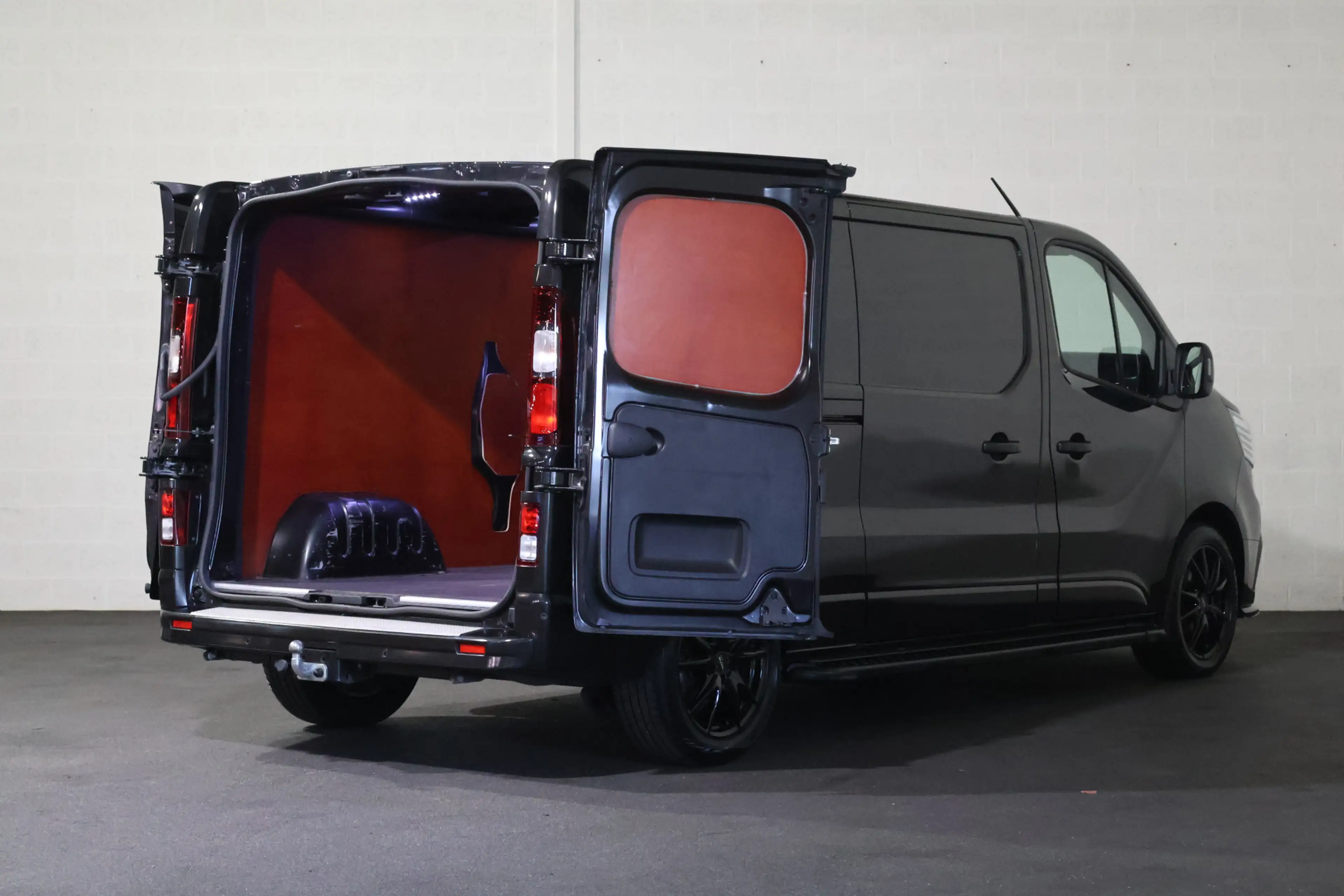 Renault Trafic 2.0 dCi 170pk L2 H1 Automaat Black Edition — photo 10