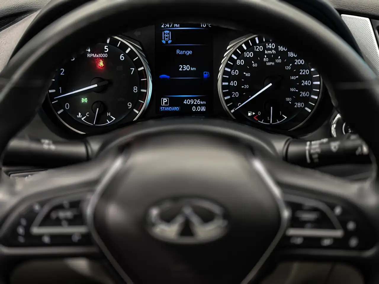 Infiniti Q50 снимка Infiniti Q50