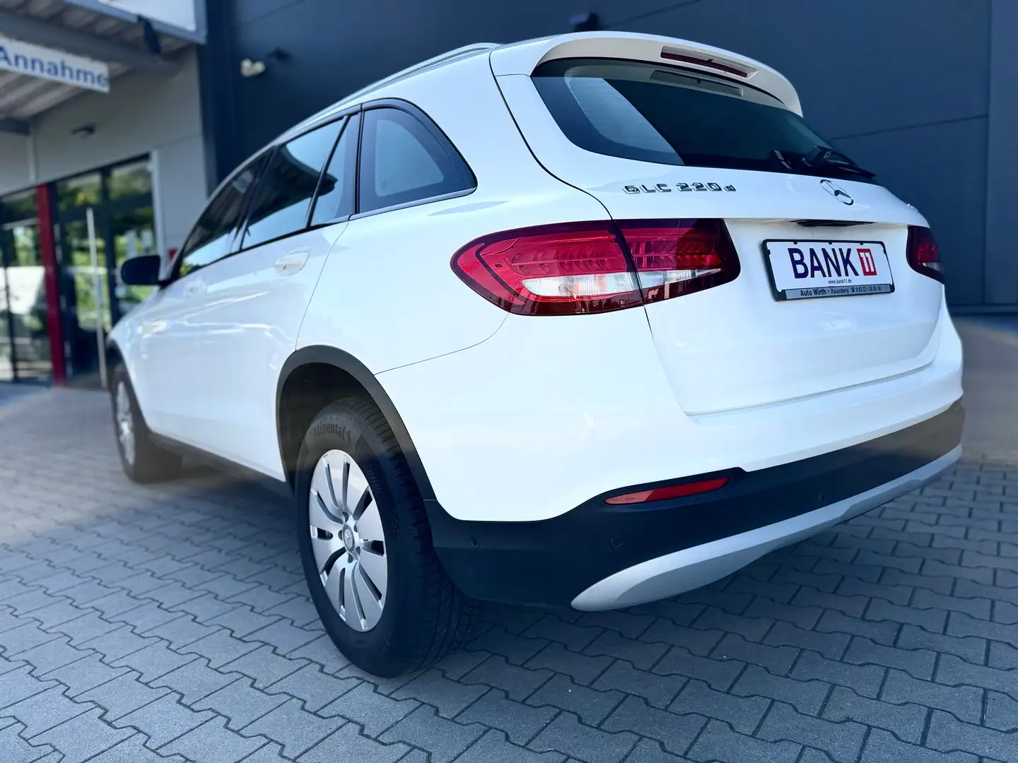 Mercedes-Benz GLC 220 GLC 220 d 4Matic*Navi*Kamera*Offroad Pro Paket Белый - 2