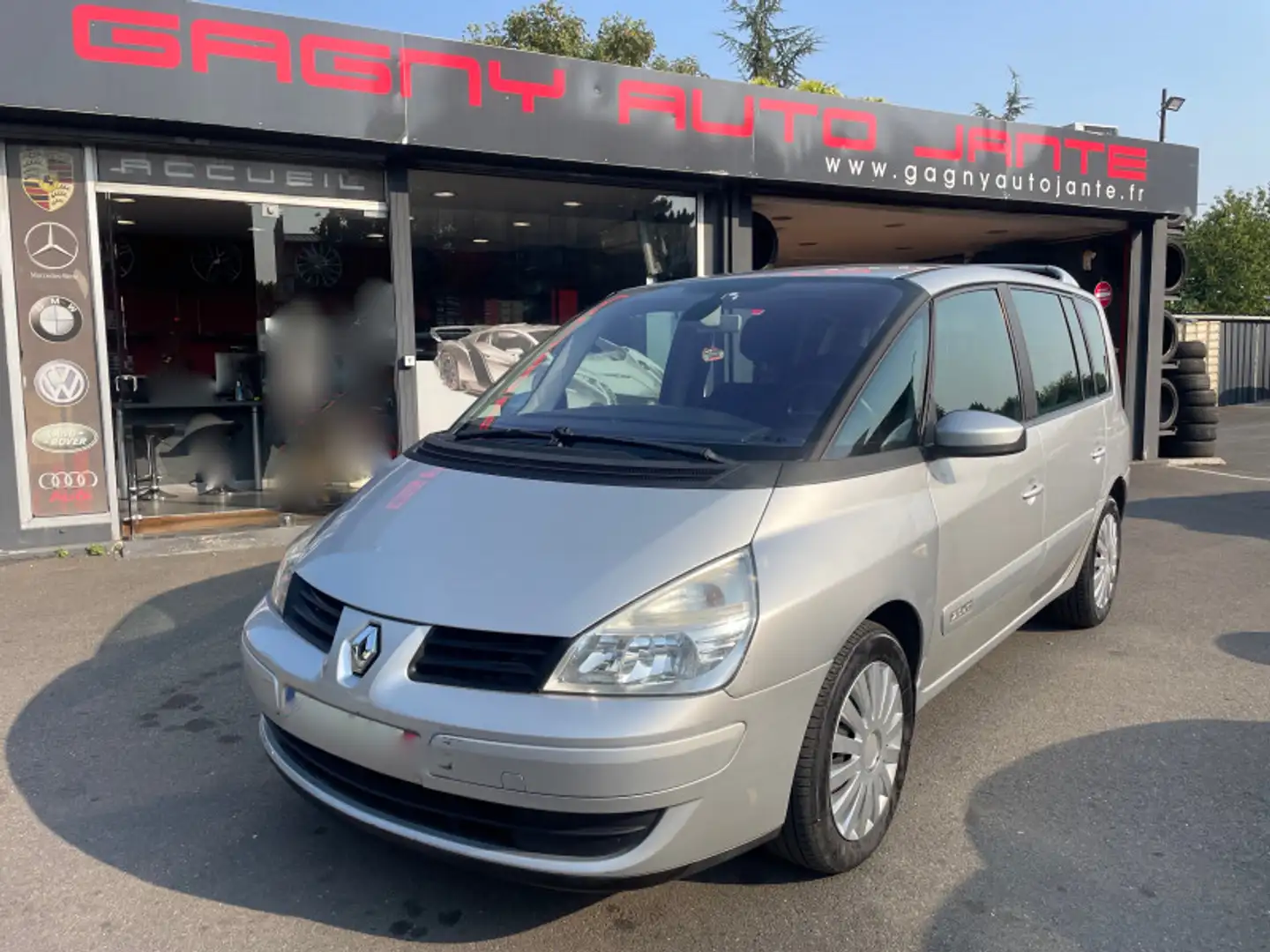Renault Express 2.0 DCI 150CH EXPRESSION 7 PLACES Gris - 1