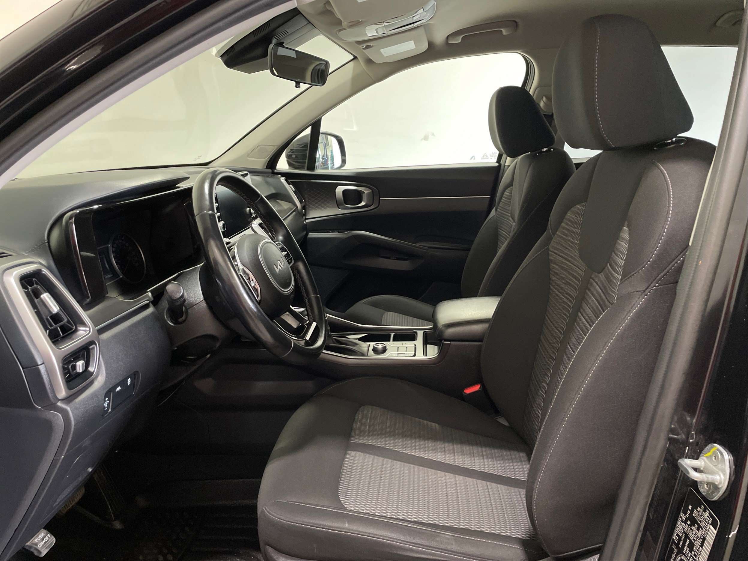 2022 Kia Sorento LX+ AWD Mags 7 Places Sièges Chauffants Caméra — снимка 1