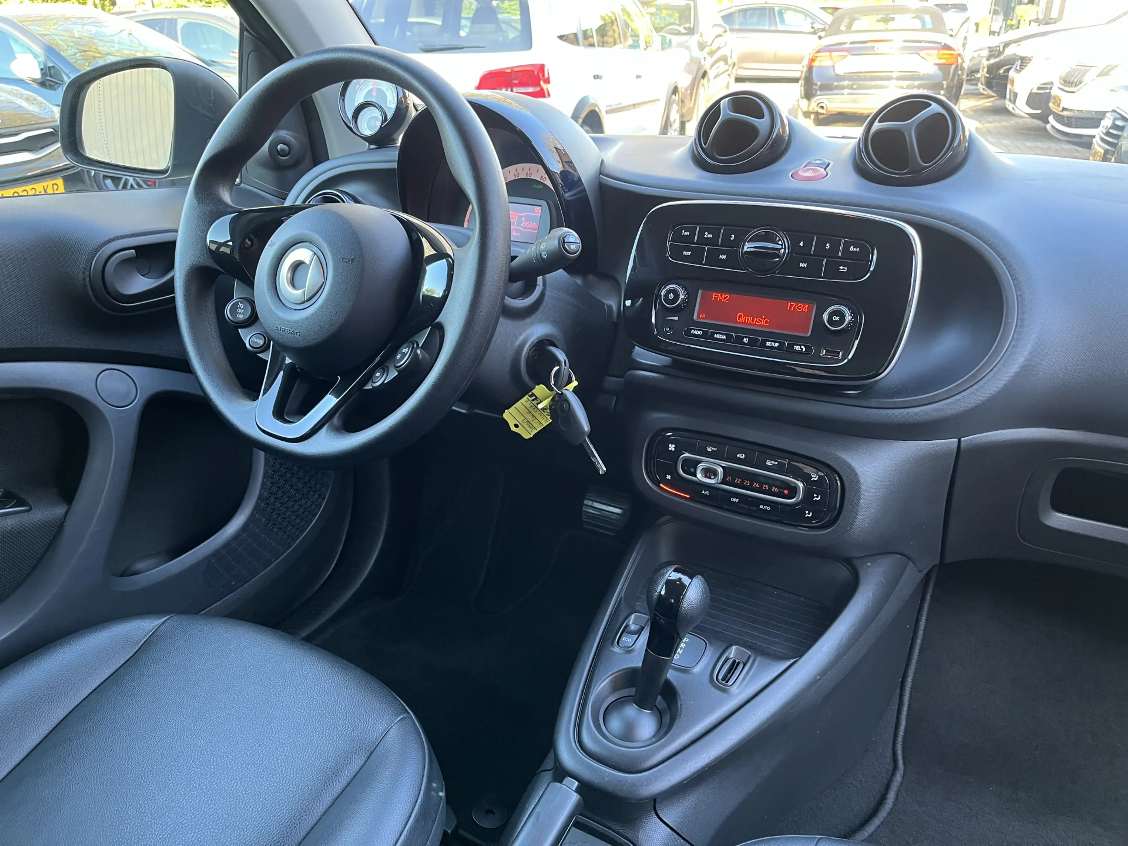smart forTwo EQ Comfort 18 kWh Elektrisch SOH 88,6% — photo 12