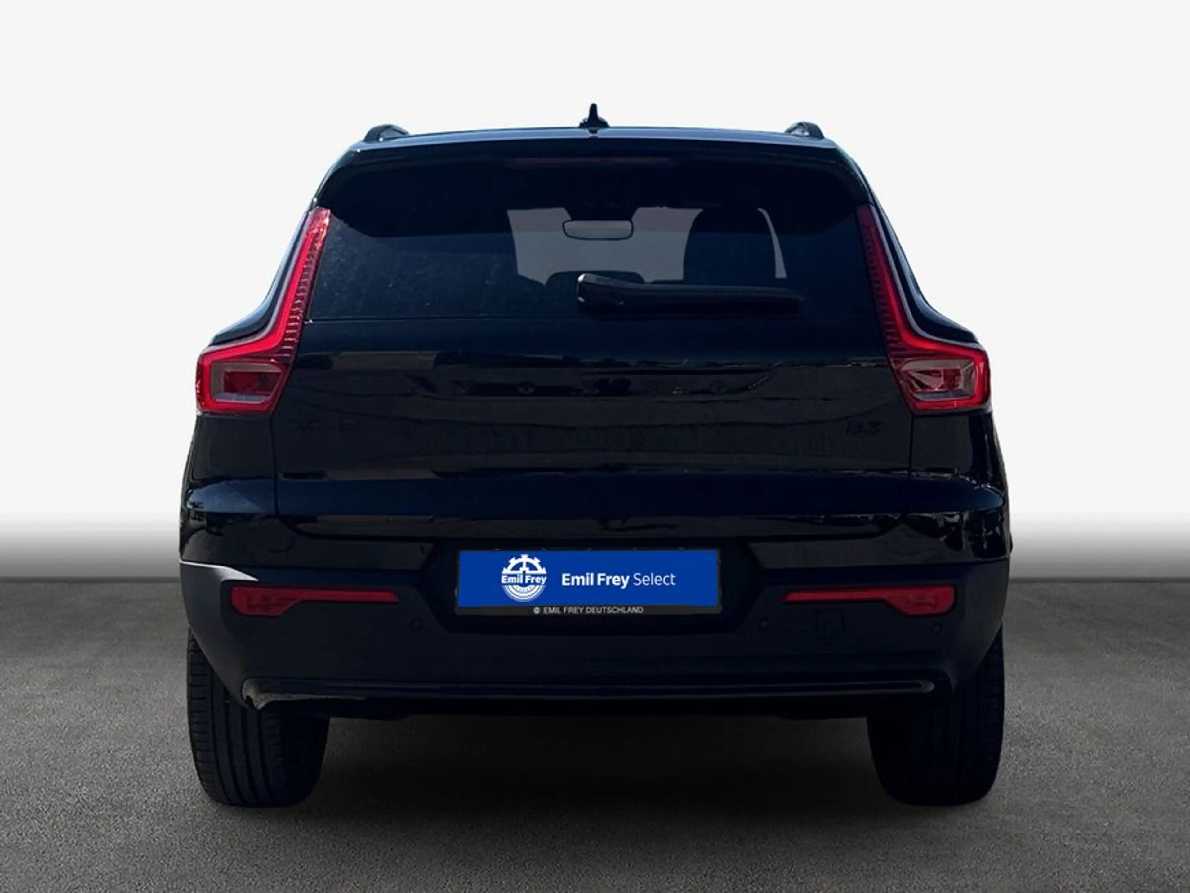 Volvo XC40 XC40 B3 B DKG Plus Black Edition — photo 5