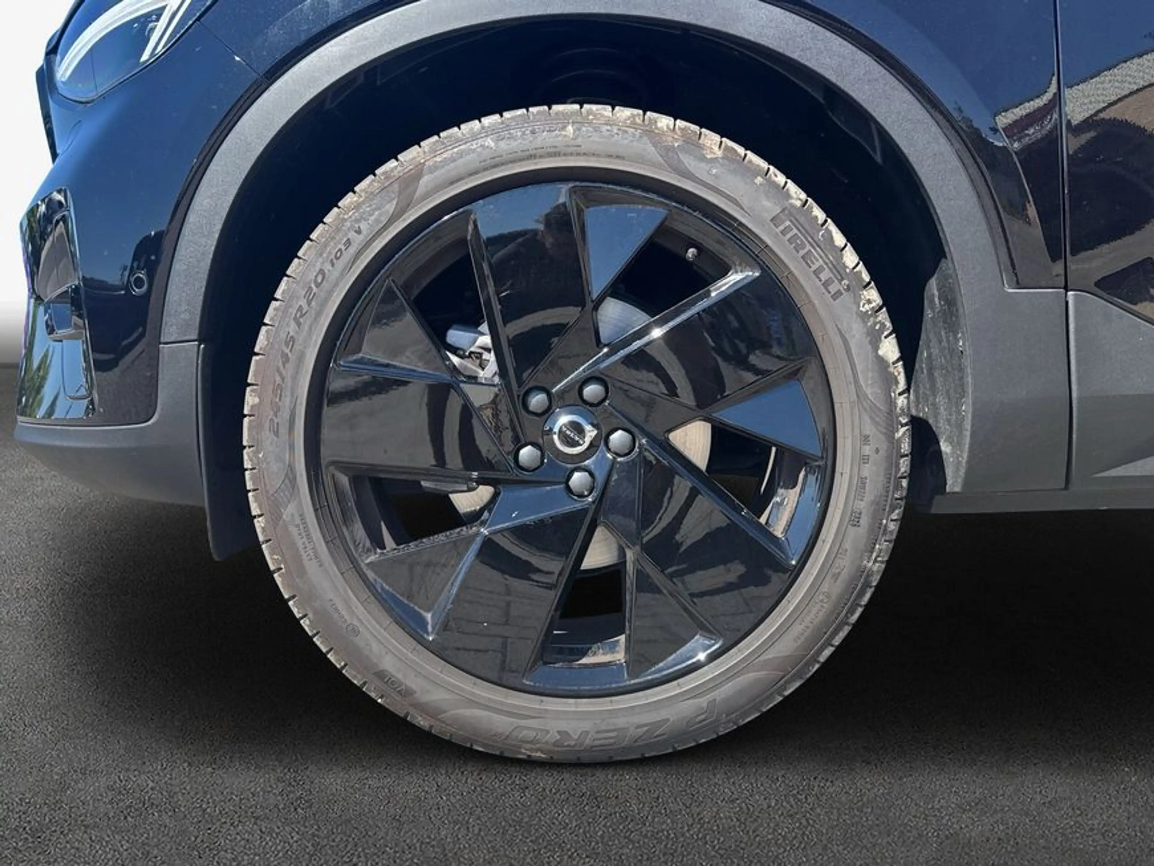 Volvo XC40 XC40 B3 B DKG Plus Black Edition — photo 7