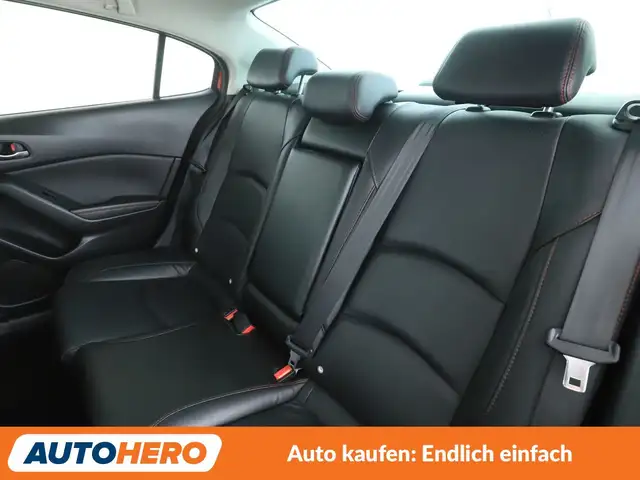 Mazda Mazda3 view 14