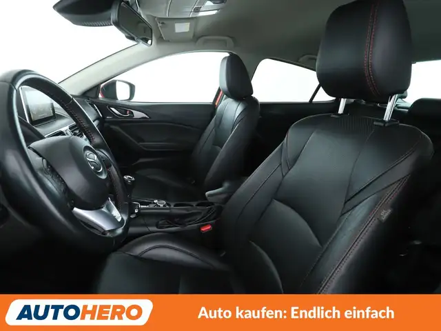 Mazda Mazda3 view 10