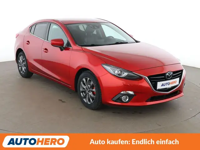 Mazda Mazda3 view 8
