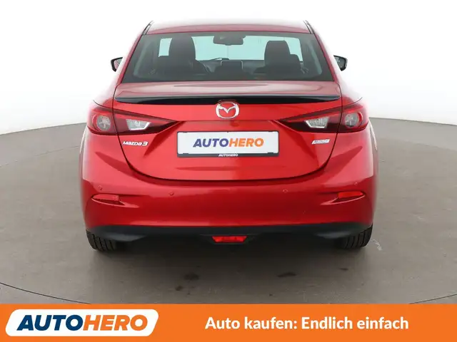 Mazda Mazda3 view 5