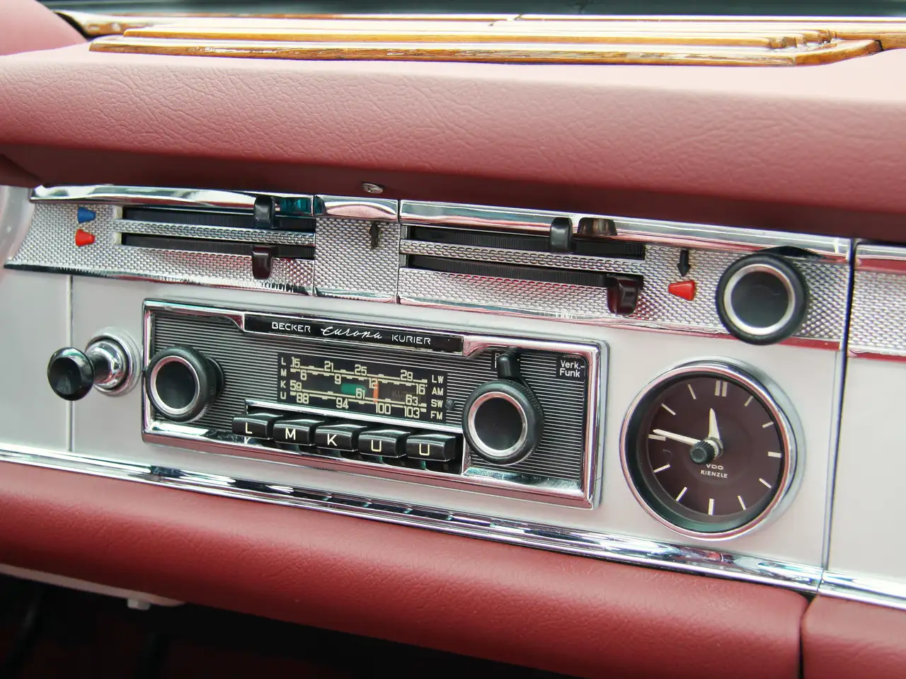 Mercedes-Benz SL 230 Cabrio mit Stoffdach und Hardtop, foto 9
