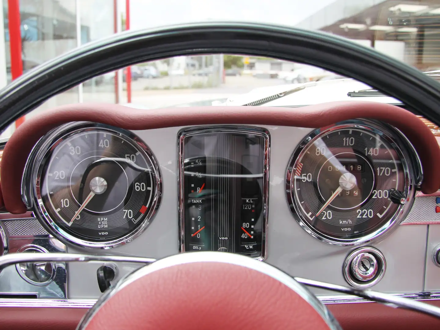 Mercedes-Benz SL 230 Cabrio mit Stoffdach und Hardtop Silber - 1