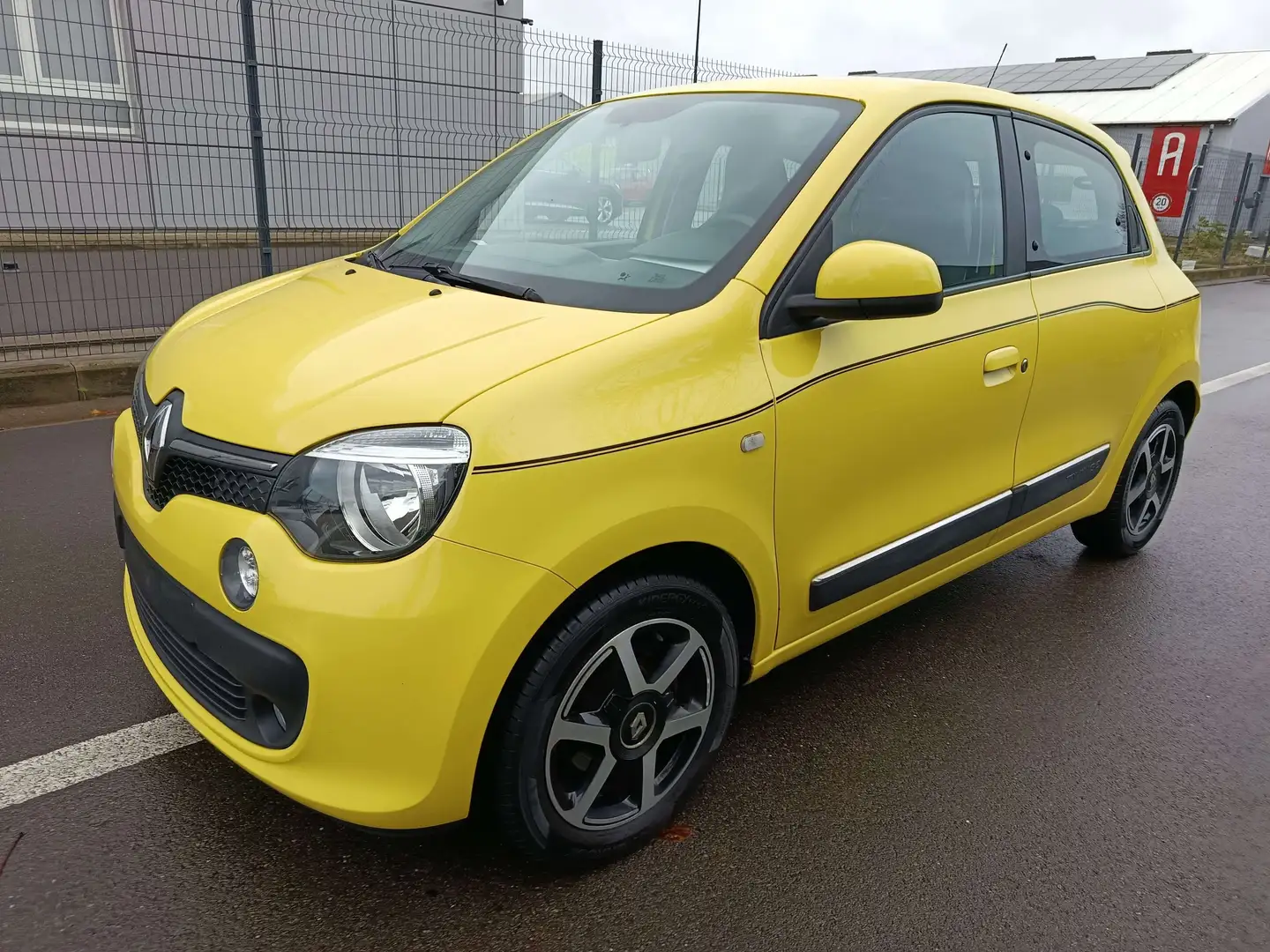 Renault Twingo Twingo 1.0i SCe Fashion Line S Jaune - 1