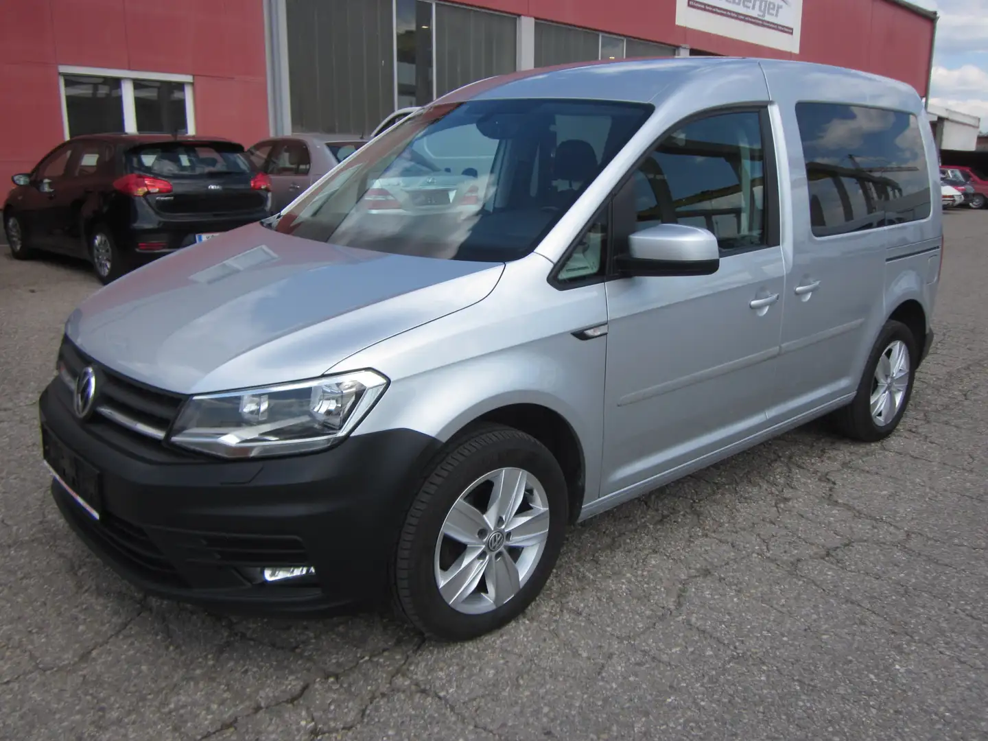 Volkswagen Caddy Grau - 1