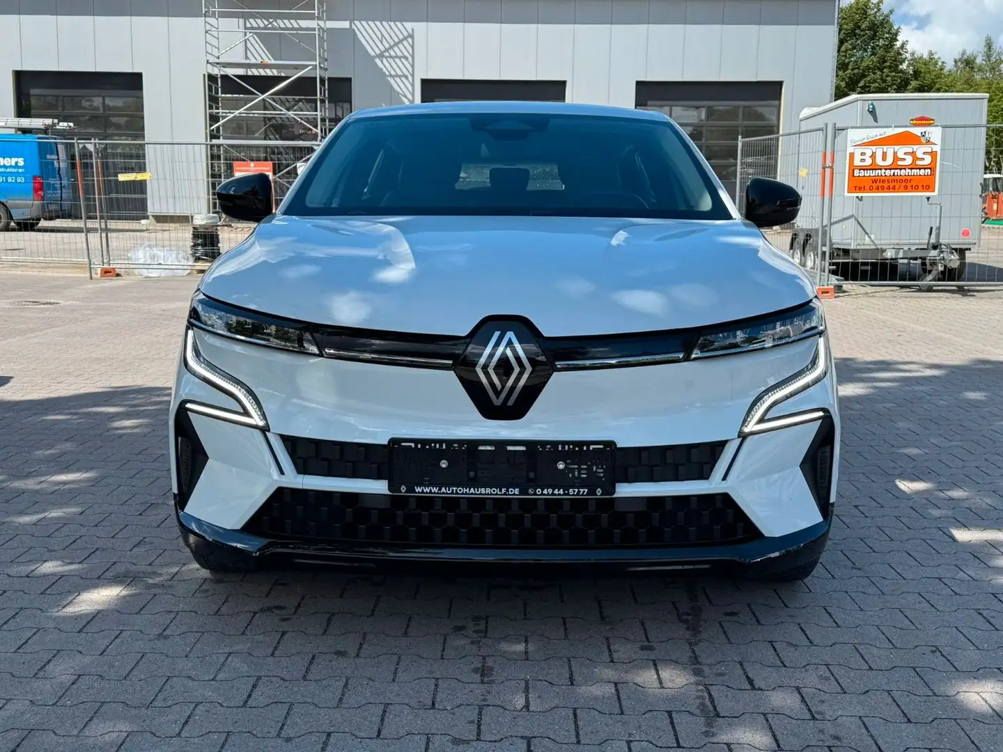 Renault Megane E-Tech Electric Equilibre Blanc - 2