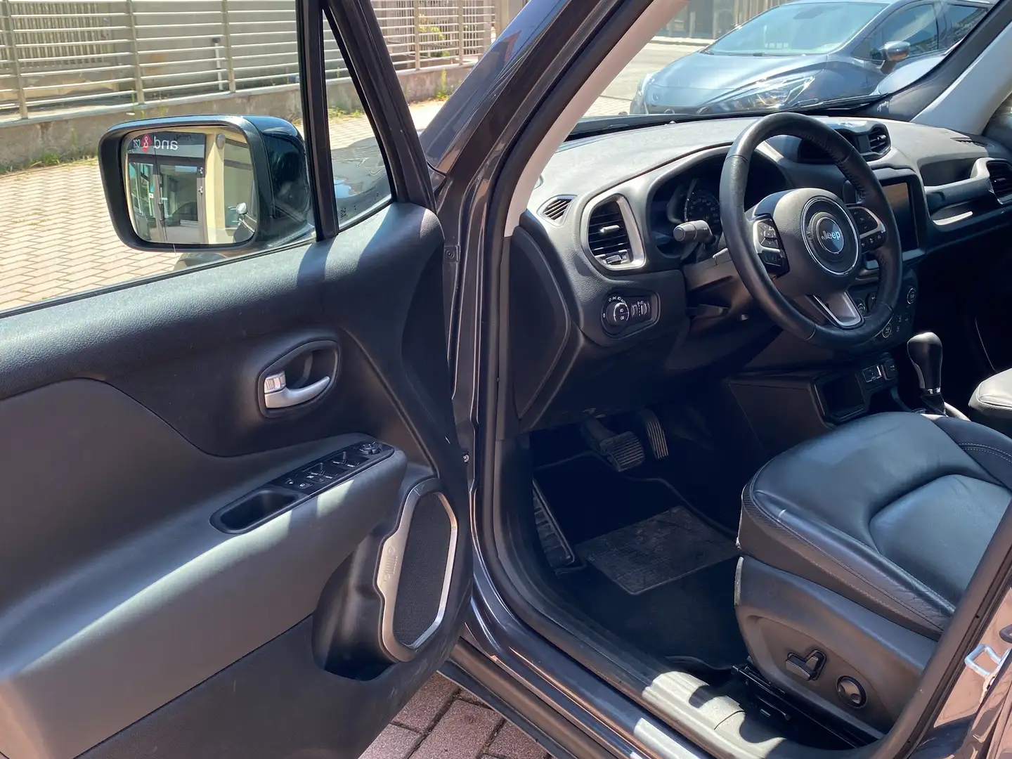 Jeep Renegade Renegade 1.5 turbo t4 mhev Limited 2wd 130cv dct Grigio - 2
