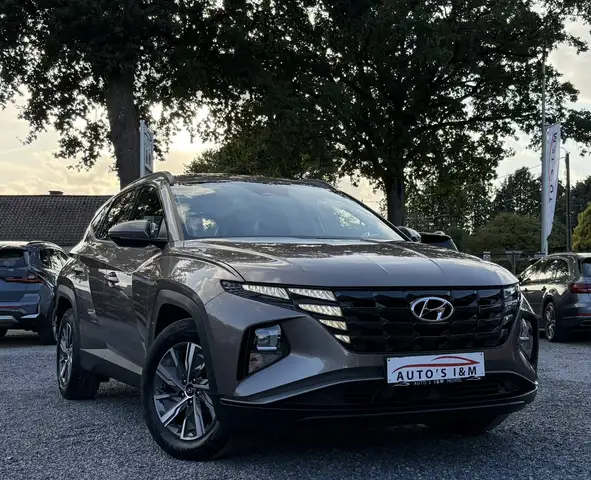 Hyundai Tucson view 4