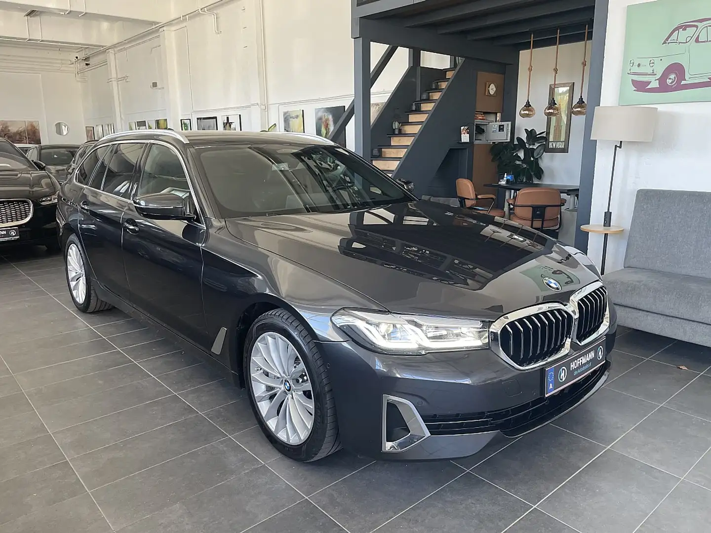 BMW 530 d 48 V Touring xDrive Aut.Facelift,AHK,HUD,Sitz... Grau - 1