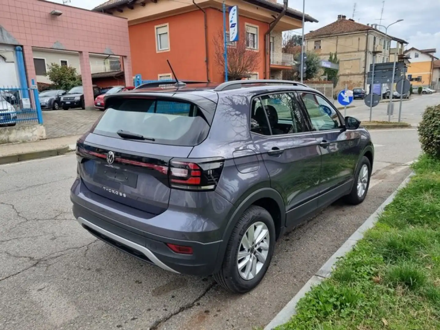 Volkswagen T-Cross 1.0 TSI Style BMT Grigio - 2