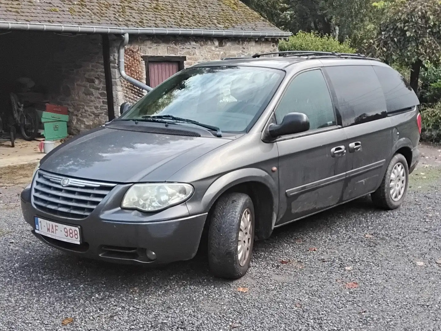 Chrysler Grand Voyager 2.5 Turbo CRD 16v LX Gris - 2