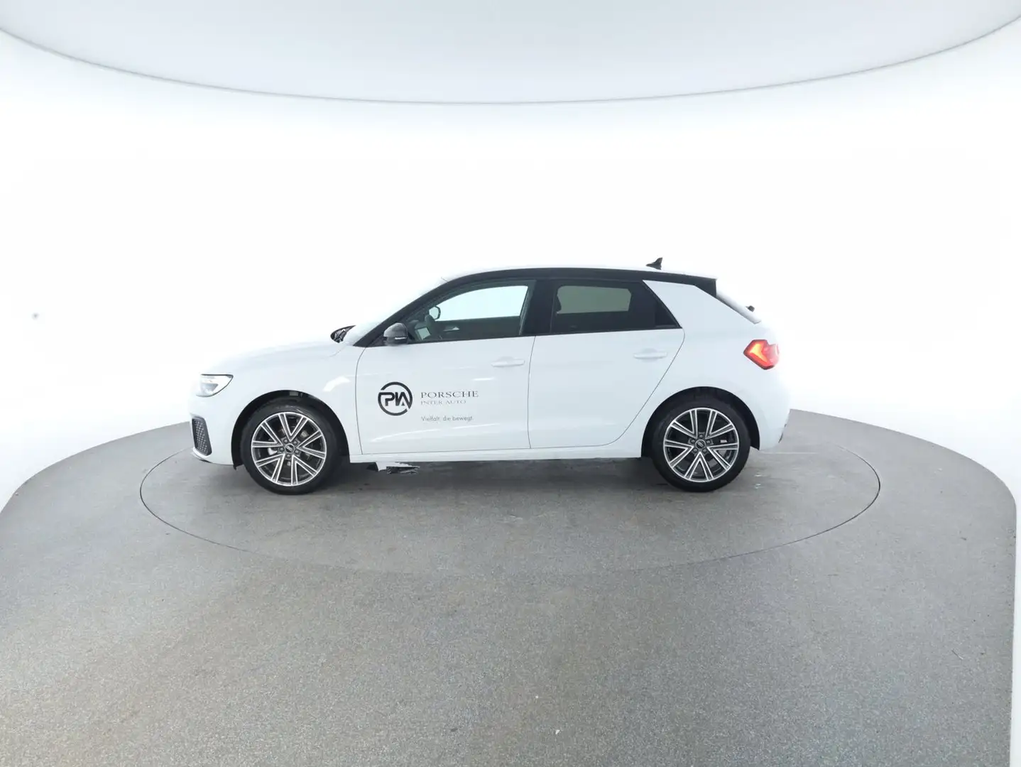 Audi A1 25 TFSI intense Weiß - 2