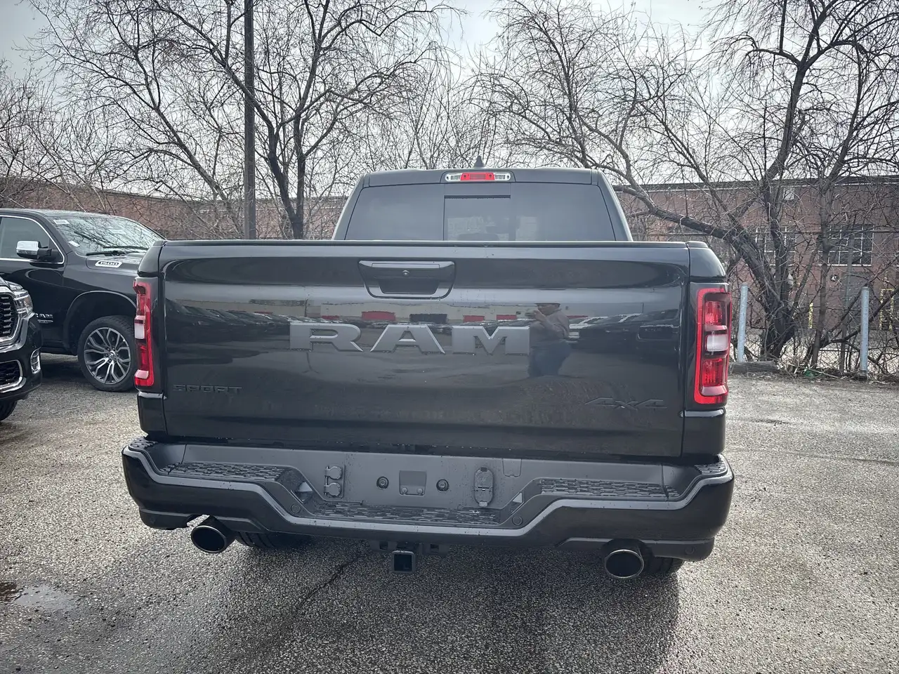 RAM 1500 снимка RAM 1500
