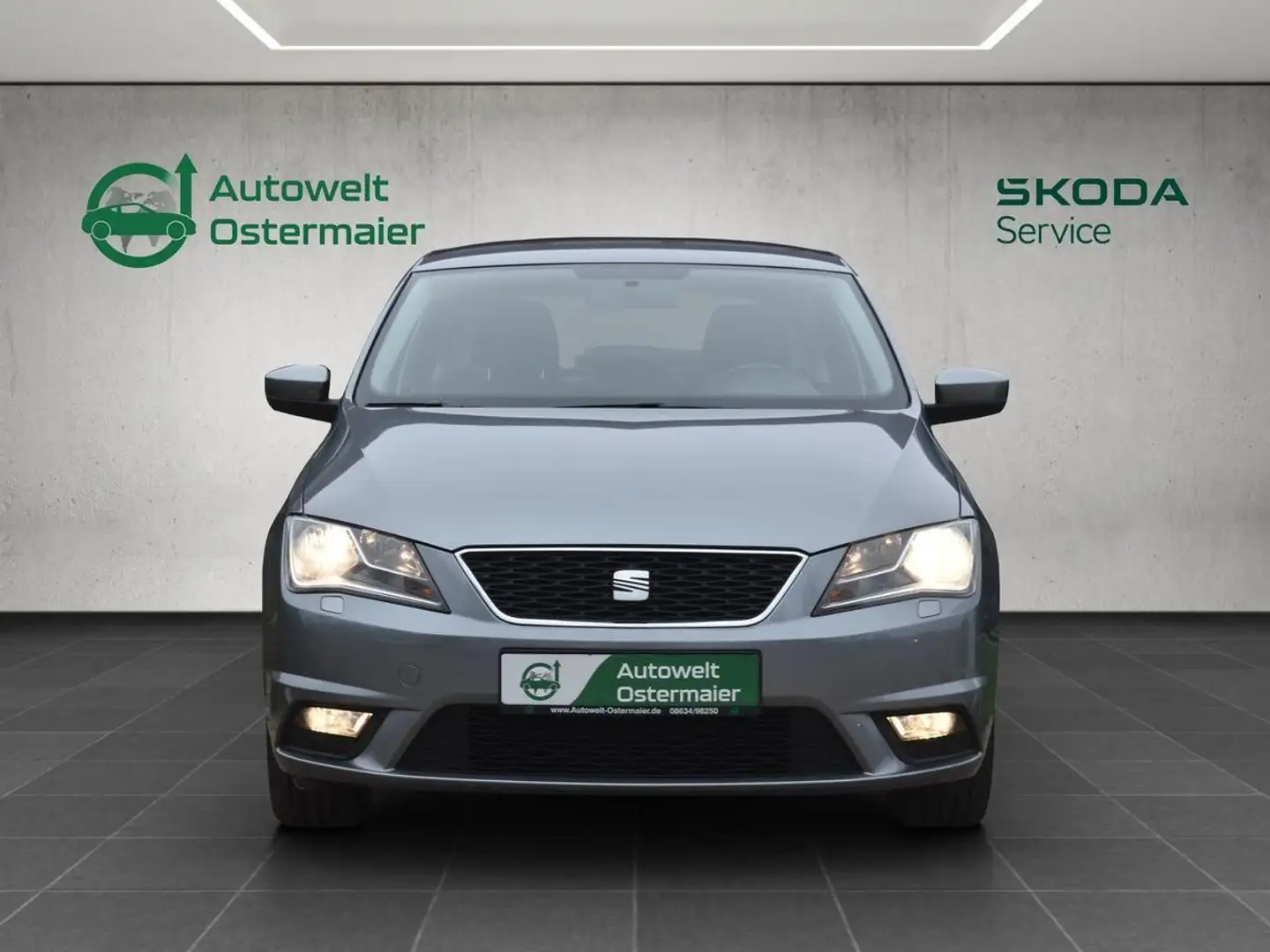 SEAT Toledo 1.2 TSI Style *Climatr.*Navi*SHZ* Gris - 2