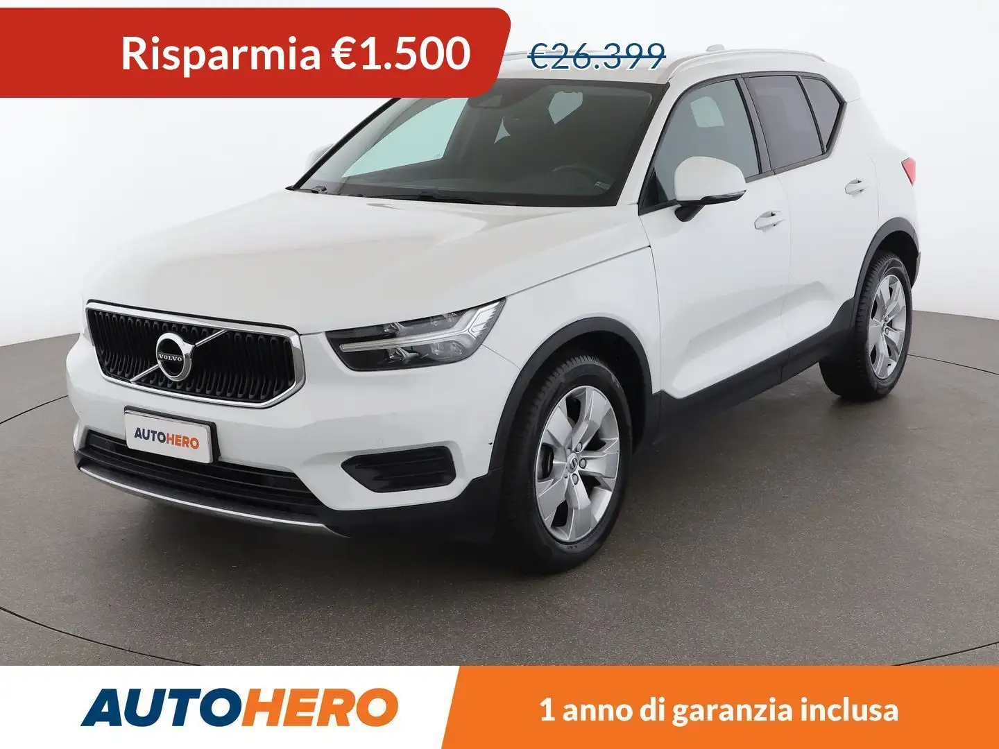 Volvo XC40 2.0 D3 Momentum Pro Geartronic Bianco - 1