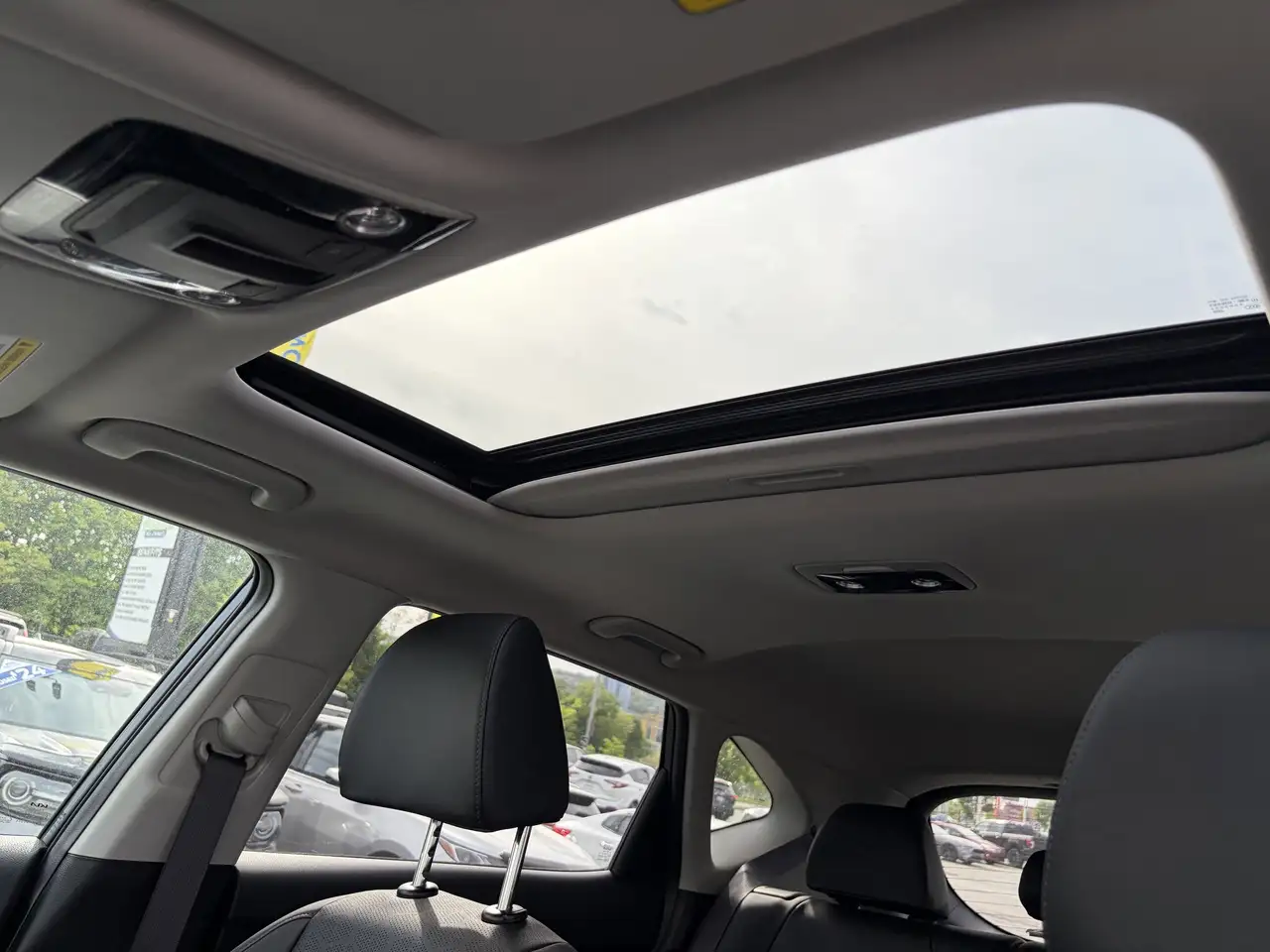 Kia Seltos снимка Kia Seltos