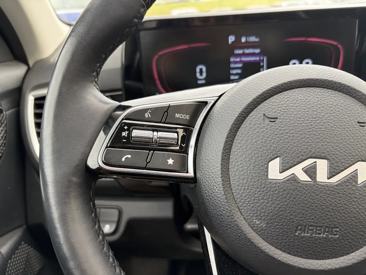 Kia Seltos снимка Kia Seltos
