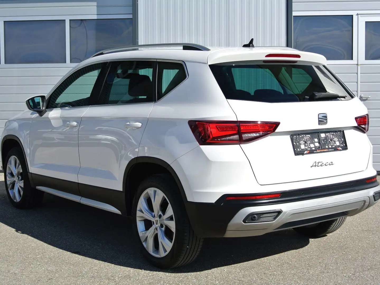 SEAT Ateca 2.0 TDI DSG XPERIENCE ** LED-SW * KAMERA * Blanc - 2