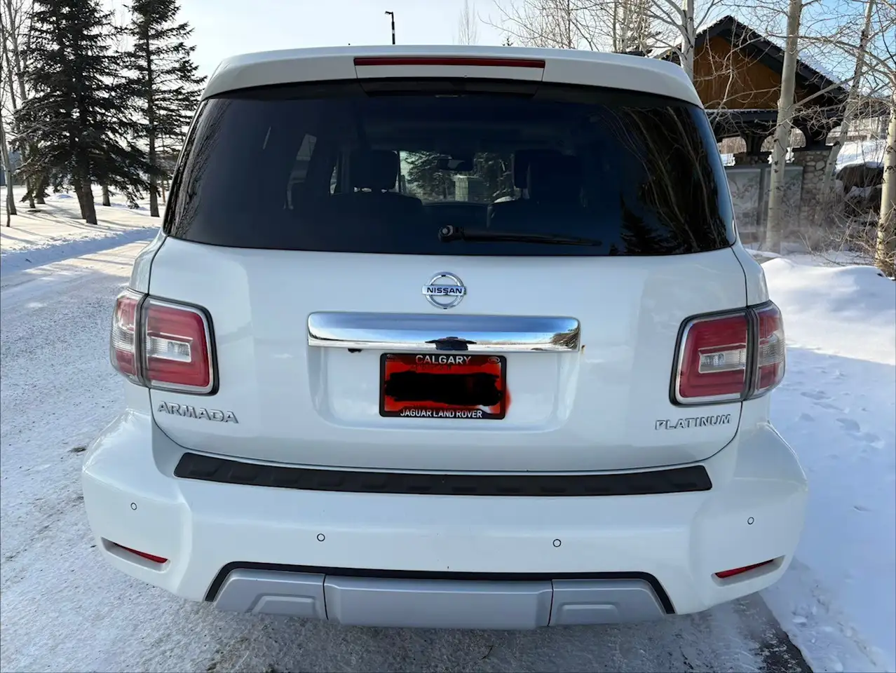 Nissan Armada снимка Nissan Armada
