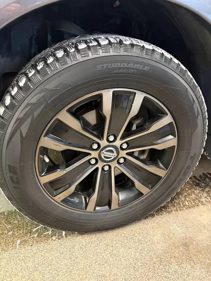 Nissan Armada снимка Nissan Armada