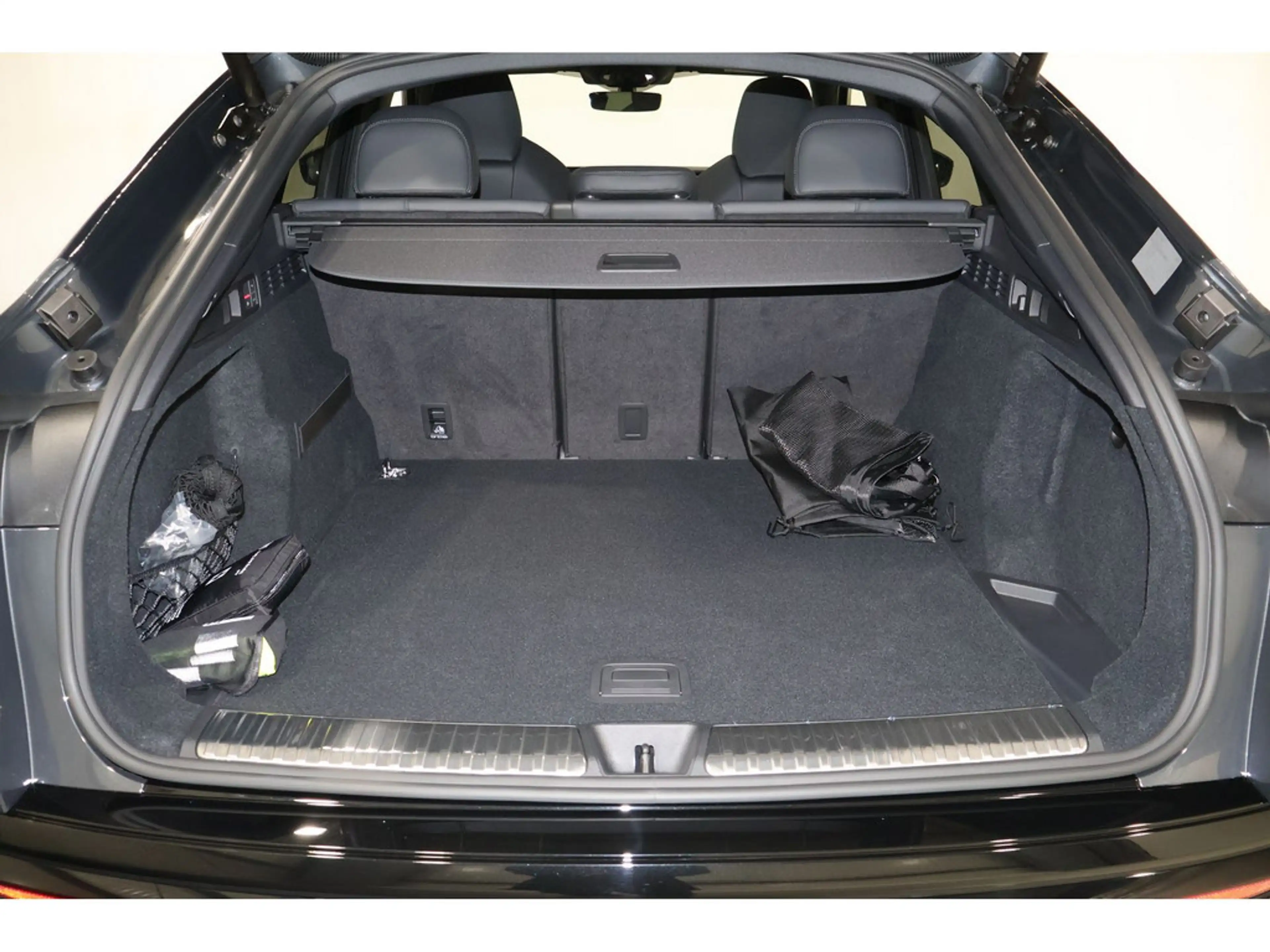 Audi SQ5 Sportback TFSI 270 kW S tronic Pano/Tech pro/OLED/HuD/B&O/S-Luftfa — photo 8