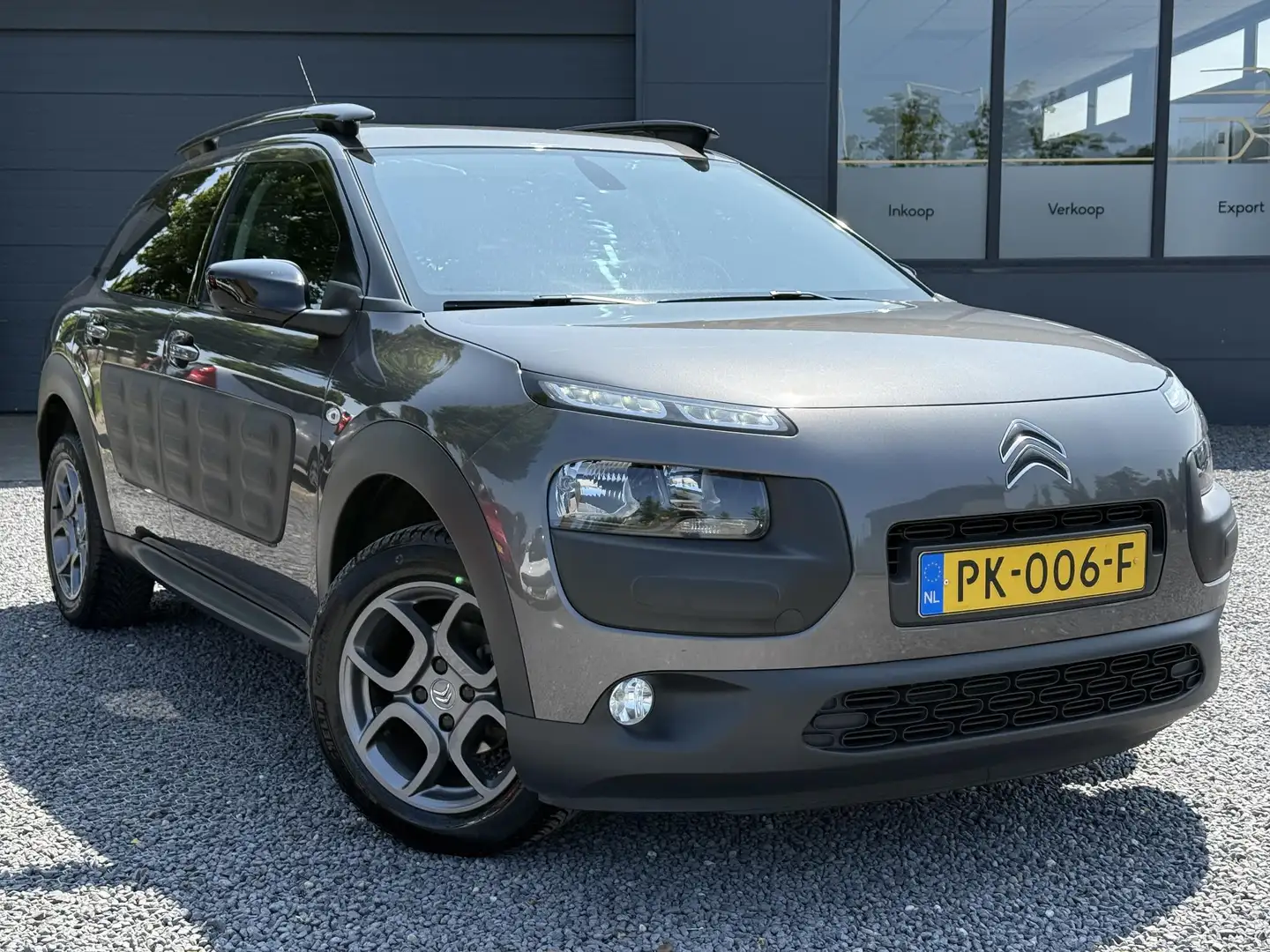 Citroen C4 Cactus 1.2 PureTech Shine Automaat,Dealer Onderhouden,Nav Grijs - 2